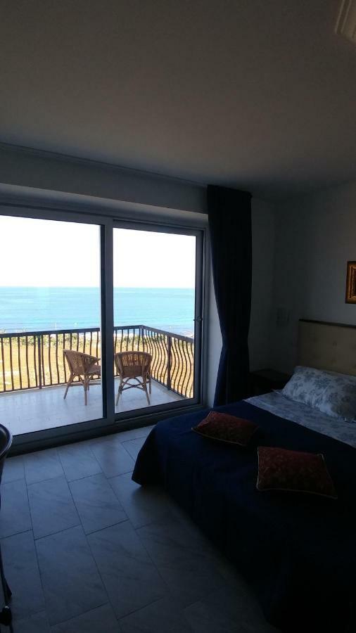 B&B Aquila Reale Portopalo Di Capo Passero 外观 照片