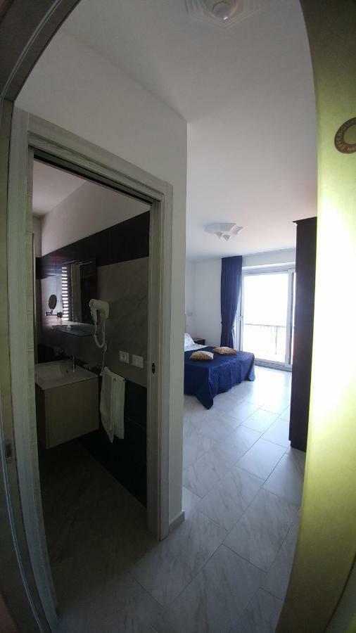 B&B Aquila Reale Portopalo Di Capo Passero 外观 照片